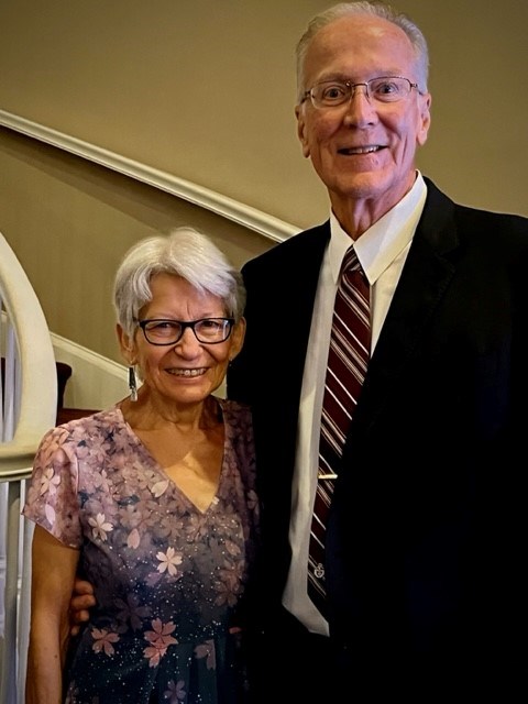Carol and Joe Nichols were so grateful for the expert care Joe received after going into cardiac arrest and having other cardiac issues, they gave back to the cardiac team who saved his life.