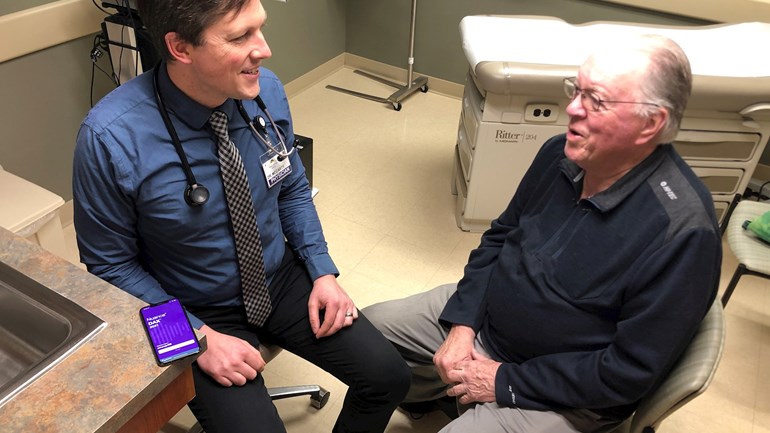 More talking, less typing: New technology transcribes medical visits 
